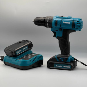 Ударный шуруповерт Makita 26V с набором инструментом